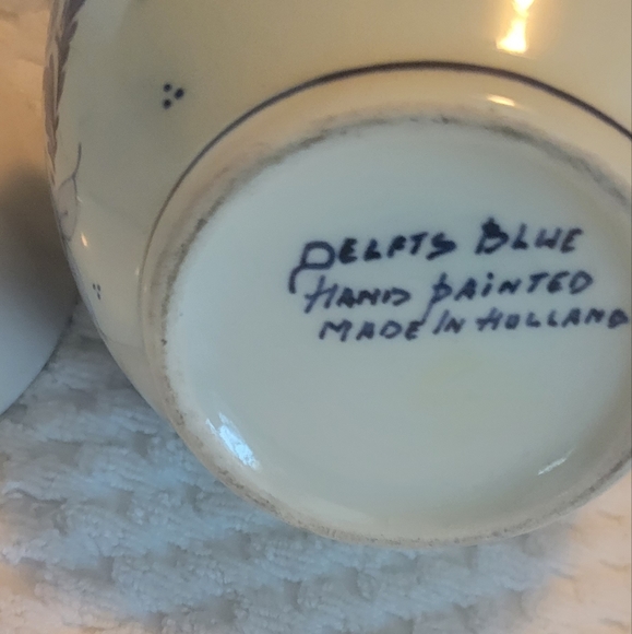 Delft Holland  pitcher  and Delft  plate - Picture 4 of 4